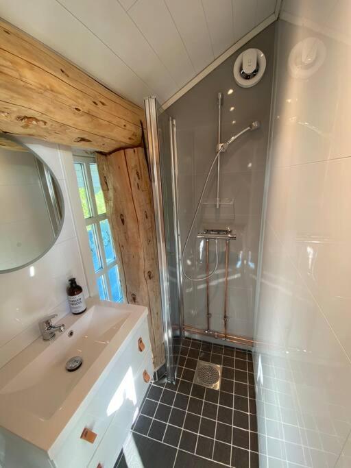 Minihus Med Drommeutsikt Til Sunnmorsalpene Apartment Aure  Luaran gambar